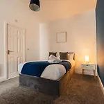 Legion House One مدليسبره