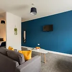 Legion House One مدليسبره